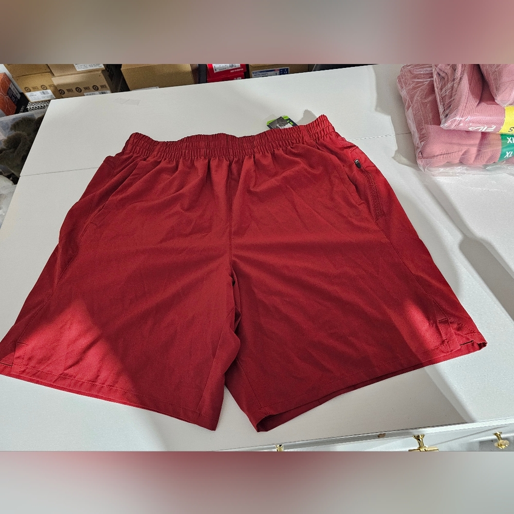 NEW Men's sportswear agility shorts